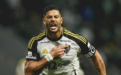 Casi le saca la cabeza a alguien: El golazo de Hulk a Palmeiras que da la vuelta al mundo