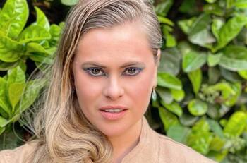 "Lo pase increíble y morí de amor": Eliana Albasetti disfrutó junto a la pequeña Luján del concierto de Peppa Pig