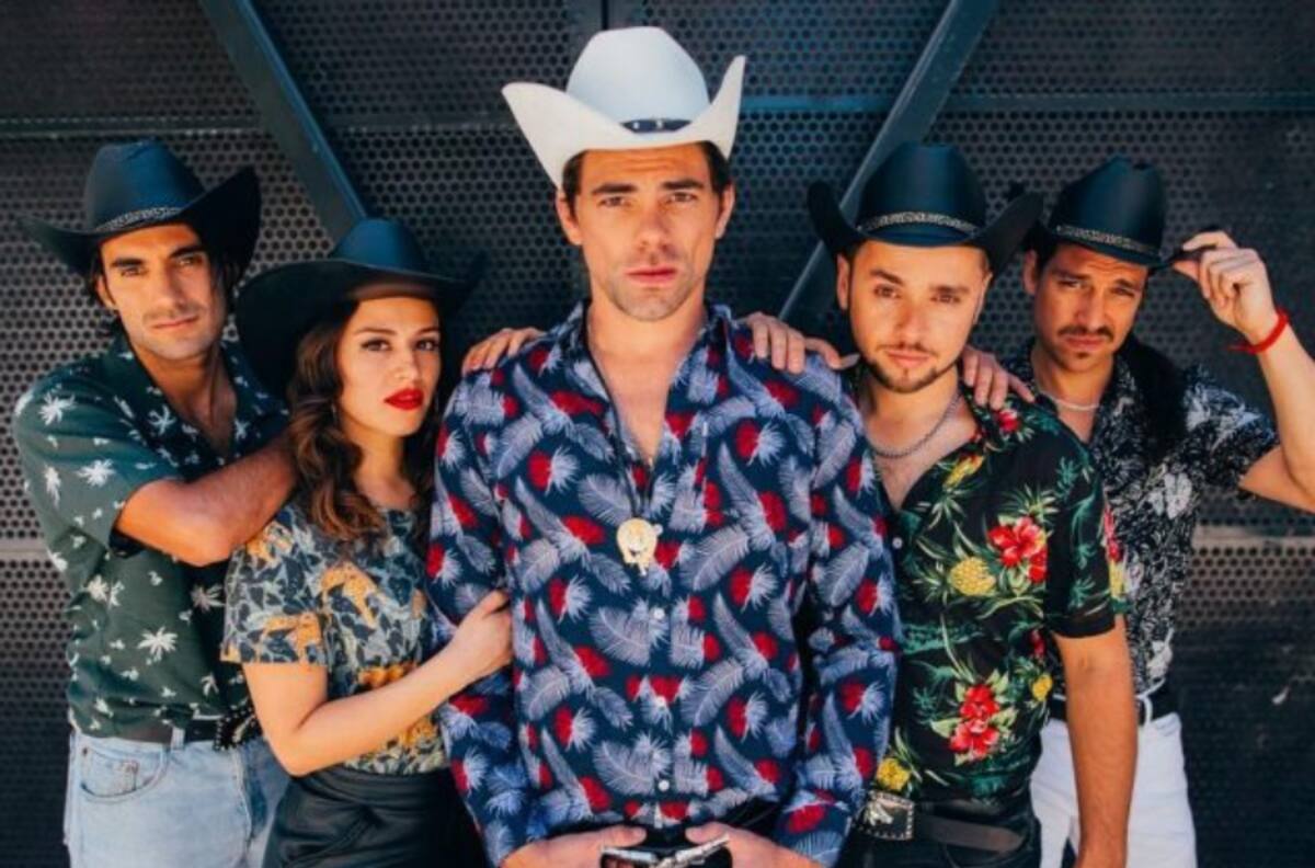 Guionistas de `Gemelas´ proyectan spin-off con `Vicho y las Gaviotas del Norte´