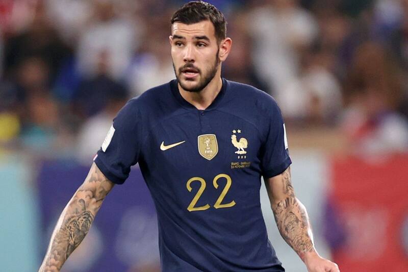 El francés actualmente milita en el A.C Milán.