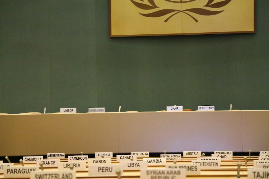El organismo cuenta con varias sedes en todo el mundo para velar por la paz internacional , proteger los derechos humanos, fomentar el desarrollo global, entre otras tareas.