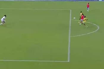 VIDEO | ¡Fenomenal! Así fue el golazo de Yastin Jiménez para La Roja femenina en Santiago 2023