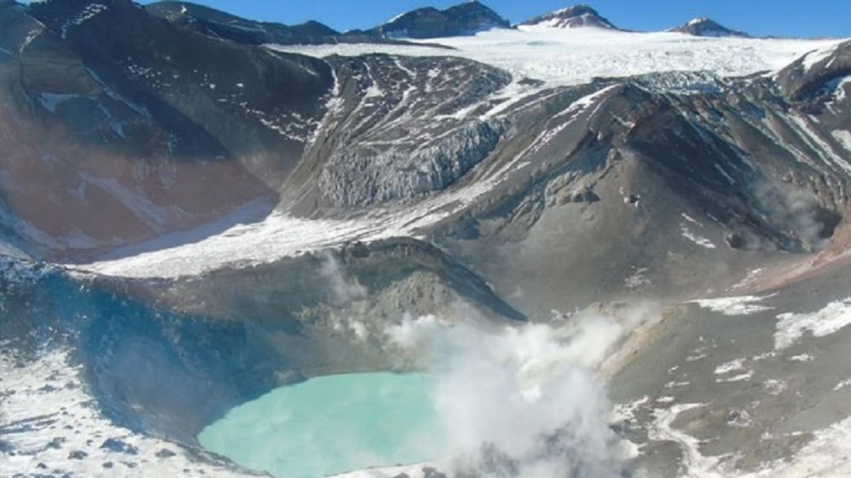 ¿Por qué se decretó alerta por actividad sísmica del volcán Tupangatito en la RM?