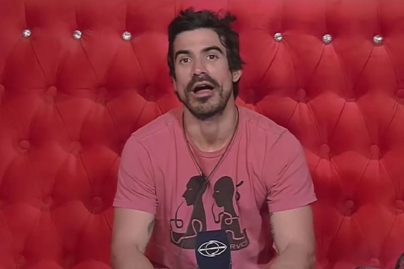 La reacción de Sebastián Ramírez al escuchar la prueba que debe hacer.