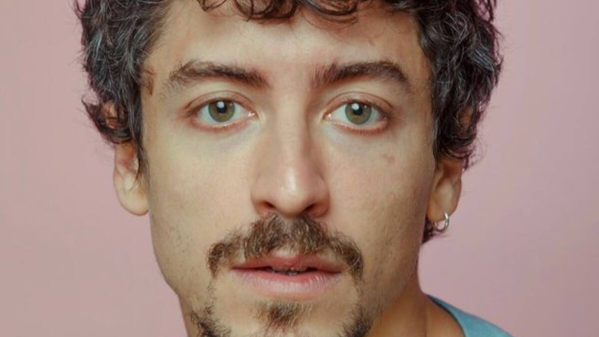 Quién es Jesuíta Barbosa, actor brasileño y protagonista de "Pantanal"