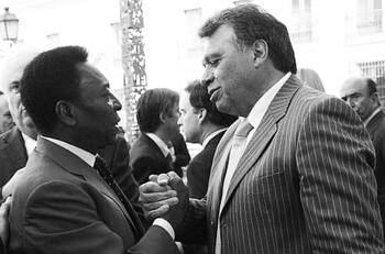 "Descansa en paz": Colo Colo, la U, la UC y los equipos chilenos despidieron a Pelé el día de su muerte