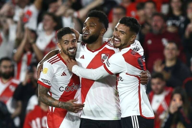 River Plate clasificó a cuartos de final tras vencer a Talleres de Córdoba