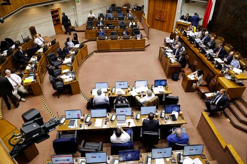 Estos son los 15 senadores que más gastaron en telefonía celular: uno supera los $7.000.000