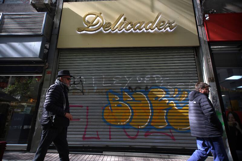 A pesar de la medida, algunos establecimientos deberán seguir operando en medio de las celebraciones.