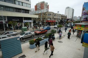 Plan Paso a Paso: revisa las comunas que este martes avanzan y retroceden en la pandemia