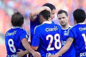Exgoleador de la U se resiste al retiro: jugará una temporada más en Segunda División y ¡con 40 años!
