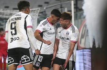 Con una delantera inédita: la formación de Colo Colo para enfrentar a la Unión Española