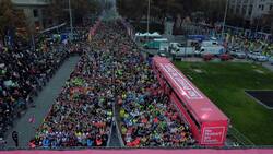 Multitudinaria convocatoria: así lucen las calles de la capital con el Maratón de Santiago