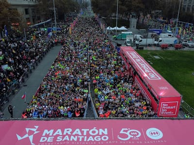 Multitudinaria convocatoria: así lucen las calles de la capital con el Maratón de Santiago