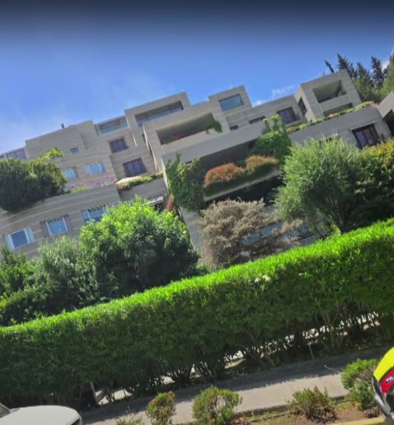 La comunicadora adeuda más de 60 millones de pesos por su lujoso departamento.