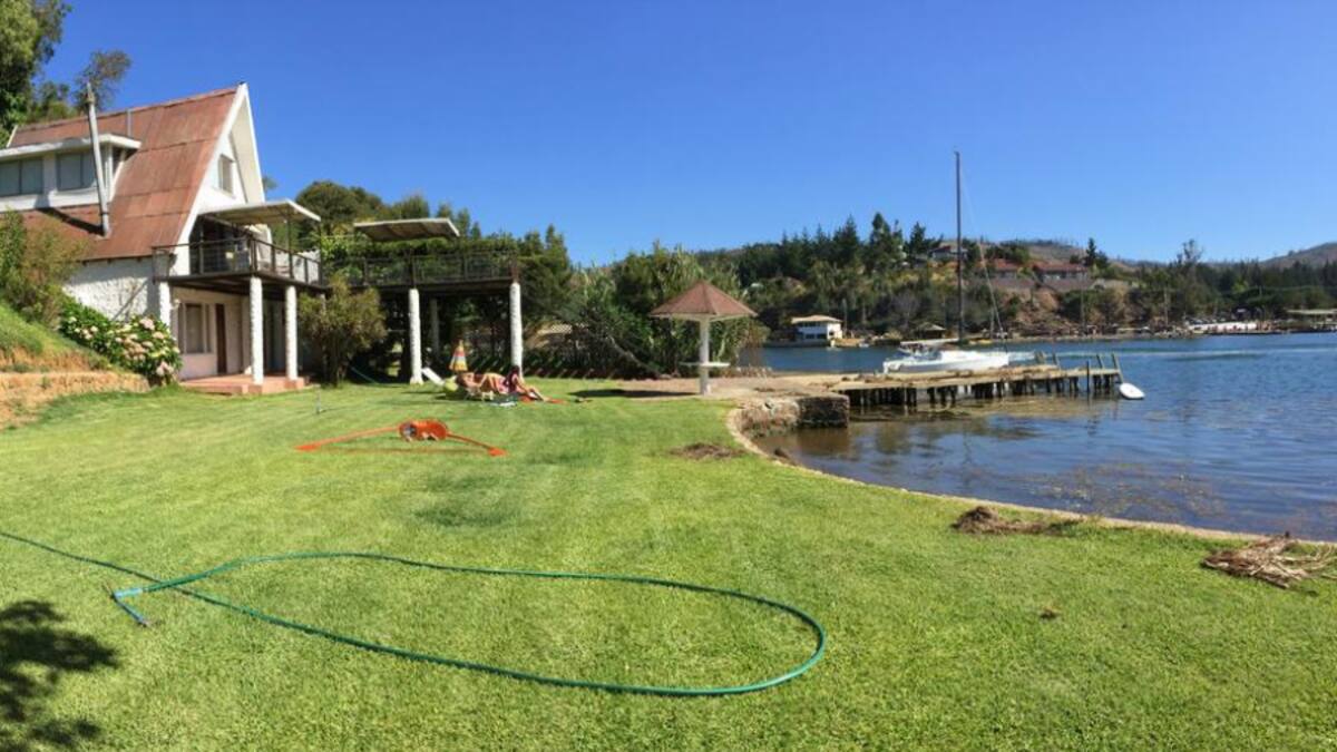 Vecinos del Lago Vichuquén alertaron llegada de turistas en helicópteros