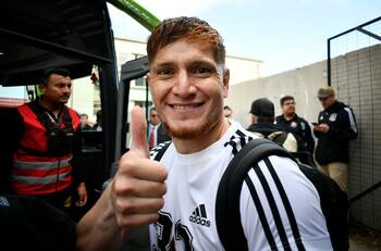 FOTO | Leonardo Gil sorprendió en sus redes sociales compartiendo con reciente campeón del mundo