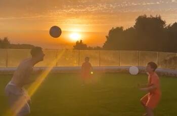 VIDEO | Lionel Messi es competitivo hasta con sus hijos: juegan al "que no caiga" y les hizo túnel