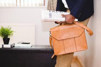 La semana laboral de cuatro días también llega a Bélgica junto con el "derecho a la desconexión"