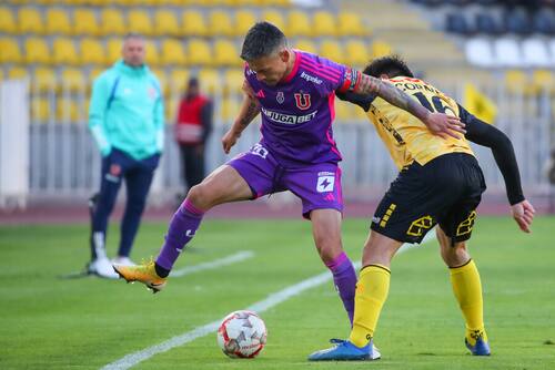 Con tres grandes cambios: la formación de la U para lograr el boleto a la final de Copa Chile. Foto: Aton.