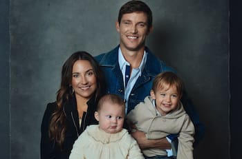 Nicolás Jarry y su familia sacaron portada en reconocida revista de moda y tendencias