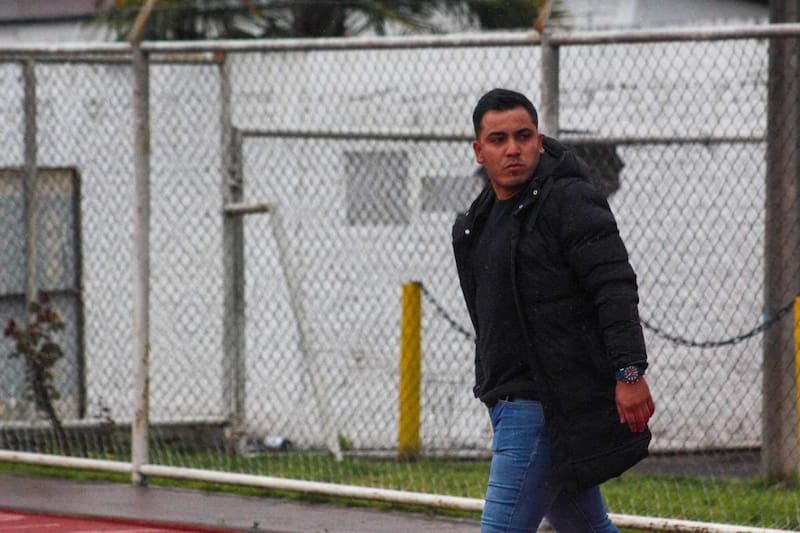 Diego Miranda, DT de Colchagua, se transformó en el entrenador más joven del fútbol chileno. Foto: Teresa Ramírez/Comunicaciones Deportes Colchagua.