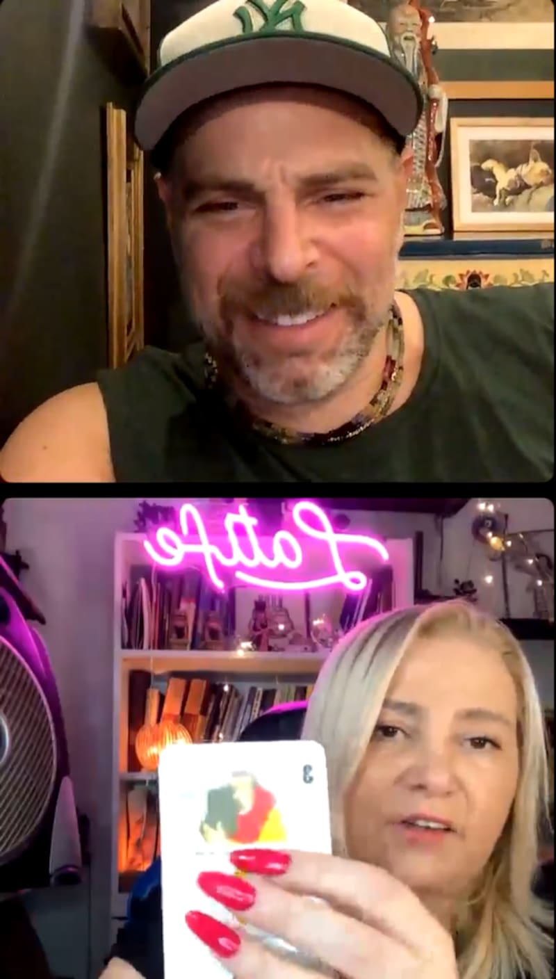 José Antonio Neme y Latife Soto la tarotista muestra a través del tarot la realidad de Kate Midleton.