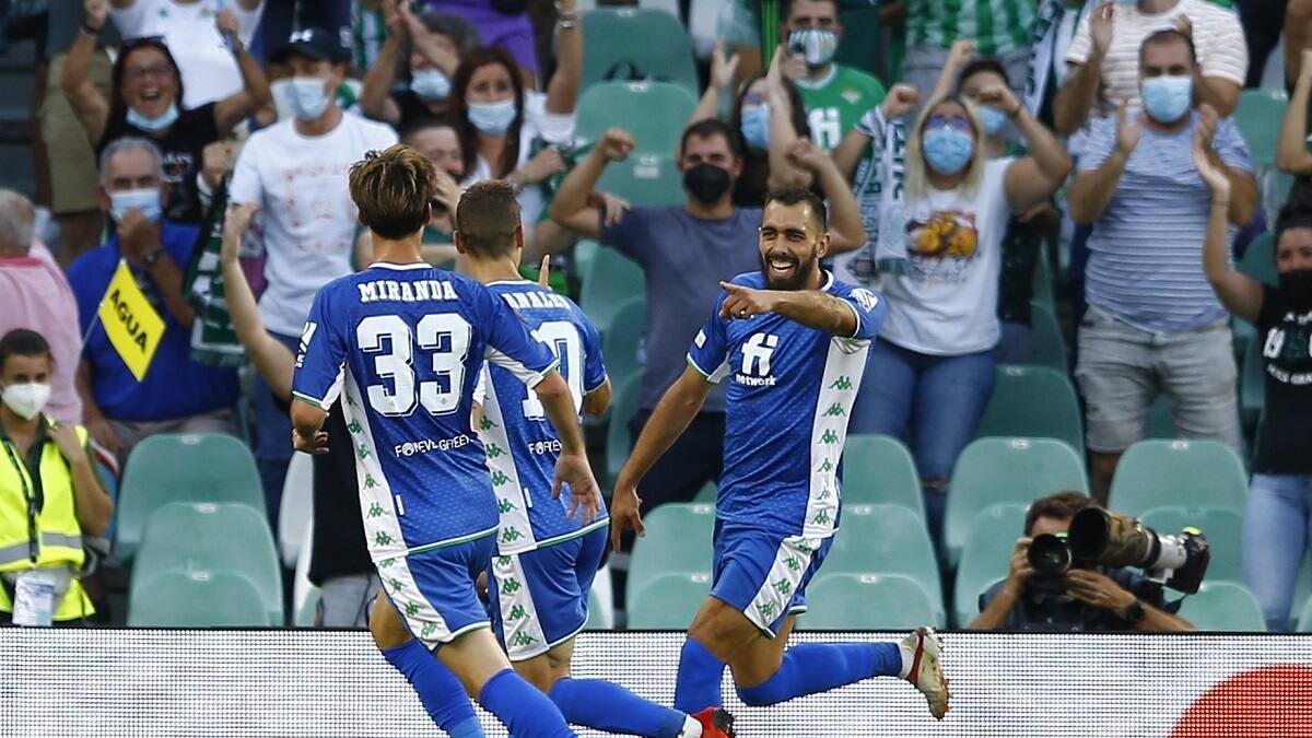 Gran triunfo del Real Betis de Claudio Bravo y Manuel Pellegrini en su debut en la Europa League