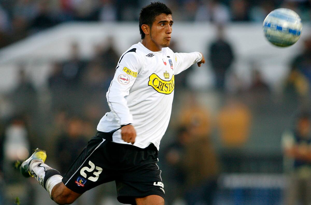 Colo Colo 2-1 Caracas, a 13 años del partido que catapultó a Arturo Vidal a Europa