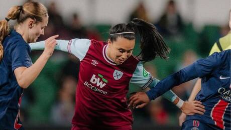 La rompió: crack de La Roja fue elegida la figura del partido entre el West Ham United y el PSG