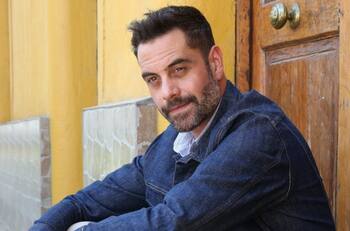 “Un orgullo haberlo interpretado y resucitado”: La sentida despedida de Julio Jung Duvauchelle a su personaje en “Verdades Ocultas”