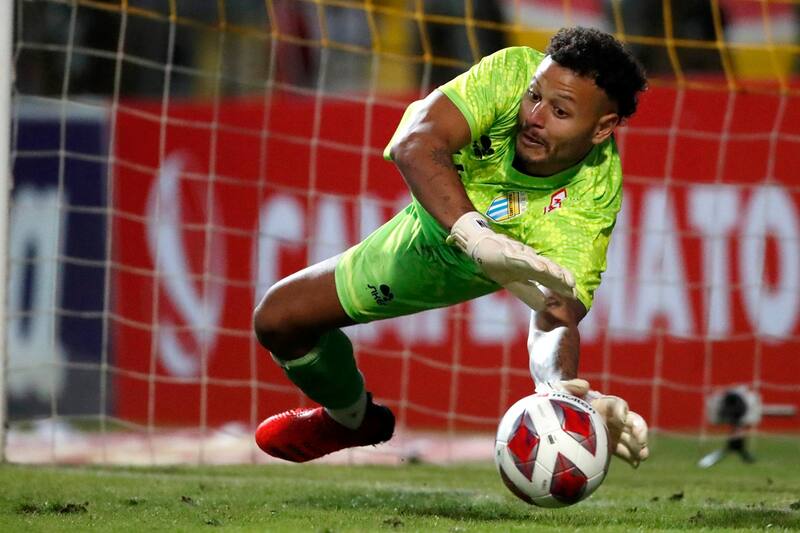 Gastón Rodríguez parando el penal a Maximiliano Falcón
Andres Pina/Photosport