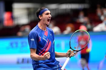 Sonego prolonga su sueño y jugará la final del ATP de Viena contra Rublev