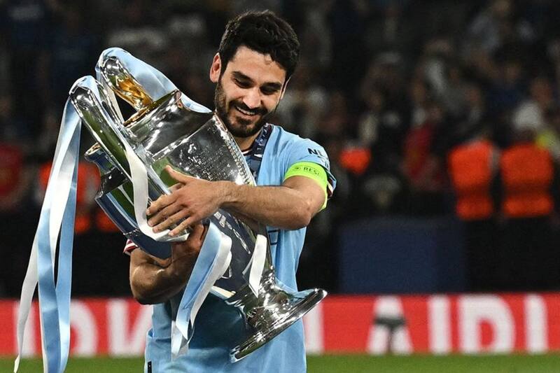 El turco-alemás es leyenda en el Manchester City.