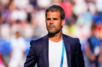 PSG separa de sus funciones al entrenador del primer equipo femenino luego de denuncias por insultos y acoso