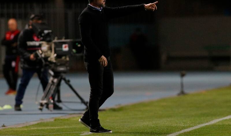 Los técnicos que peligran en el fútbol chileno.