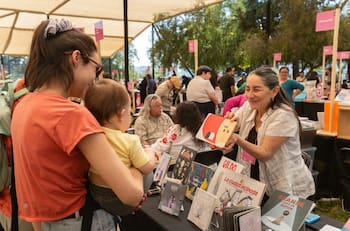 Primavera del Libro realizará su 14° versión en Santiago: Dónde y cuándo se celebrará la feria literaria gratuita