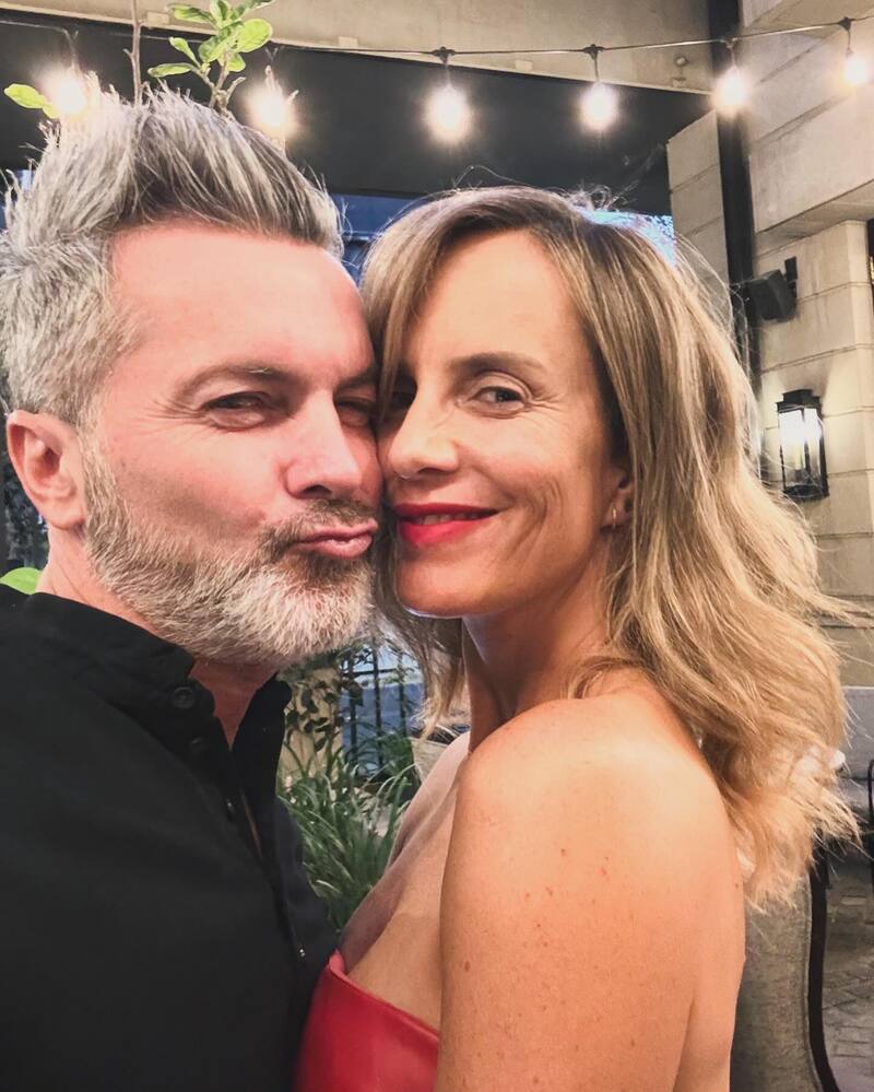 La pareja suele demostrar su amor por redes sociales.