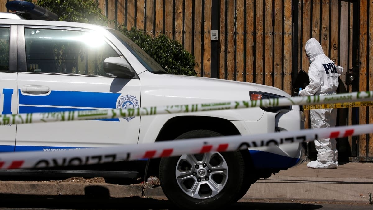 Macabro crimen de Año Nuevo: Hallan cuerpo de mujer con más de 70 puñaladas en Papudo