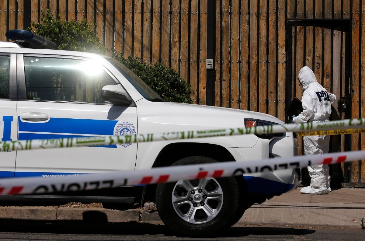 Macabro crimen de Año Nuevo: Hallan cuerpo de mujer con más de 70 puñaladas en Papudo