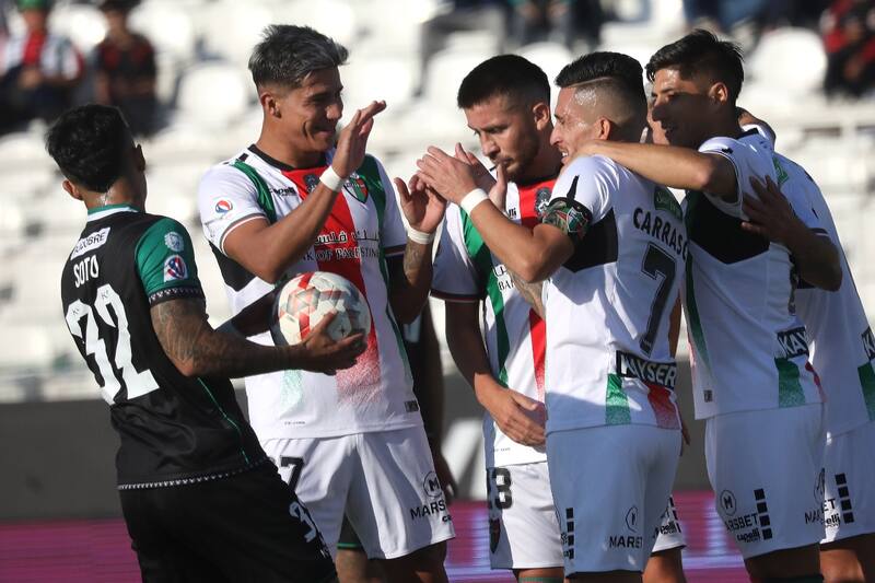 festejando un gol ante Deportes Copiapó.