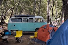 Este camping con cabañas es ideal para alojarte cerca del Parque Nacional Radal Siete Tazas