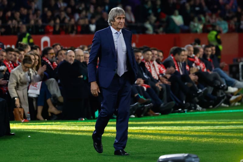 puede recibir a figura mundial en el Betis. Foto: EFE/Julio Muñoz