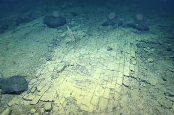 VIDEO | Encontraron un camino de piedra en el fondo marino: ¿Creación humana?