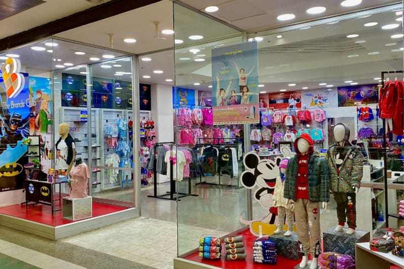 Habrá productos con grandes descuentos en la sucursal ubicada en Maipú.
Créditos: Instagram @thebrandsclubcl.