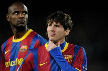 Los detalles del conflicto entre Abidal y Messi que desató una crisis en Barcelona