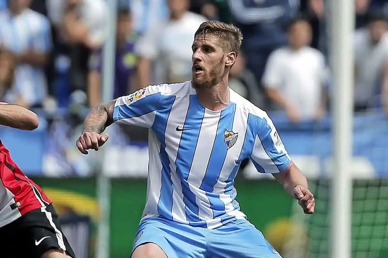 jugando para el Málaga.