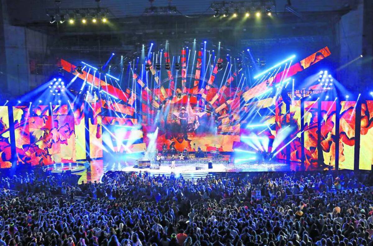 Las razones de los Directores Ejecutivos de TVN y Canal 13 para no realizar el Festival de Viña