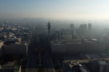 Santiago está dentro del top: Estas son las 10 ciudades con peor calidad de aire en este momento