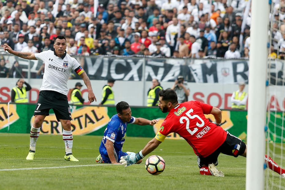 Colo Colo vs. Universidad de Chile en Campeonato Transición 2017. Foto: Aton.